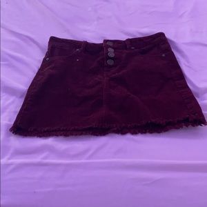 Tillys maroon denim skirt